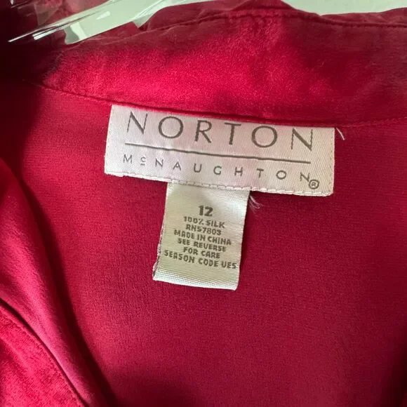 Vintage Norton McNaughton Red Silk Blouse Size 12 - Picture 6 of 8